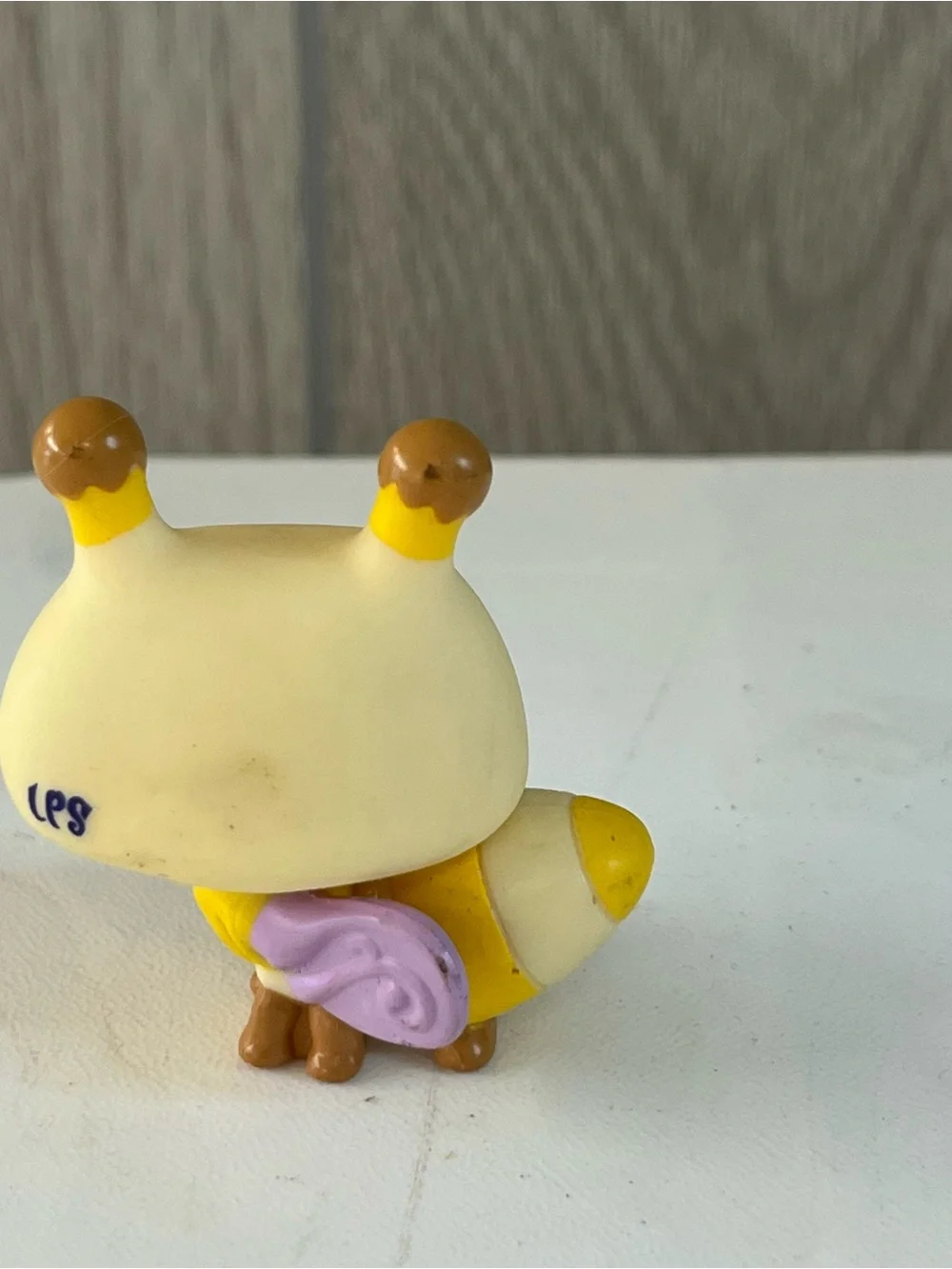 Littlest Pet Shop #1987 Bumblebee Cream Yellow Brown Bee LPS Spring Pets